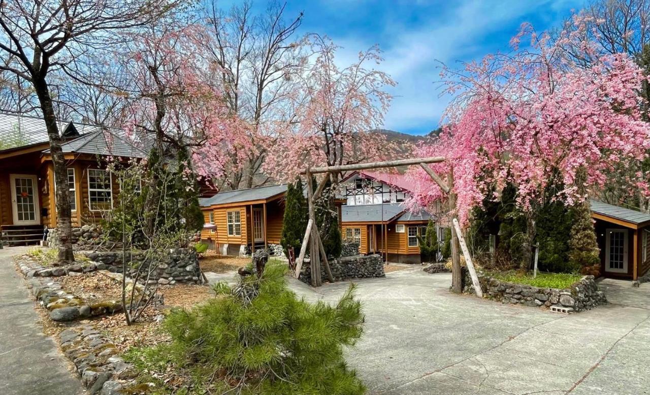 Hakuba Canadian Lodge Exterior foto